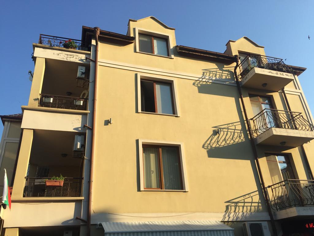 Art Apartments - Pomorie Kültér fotó